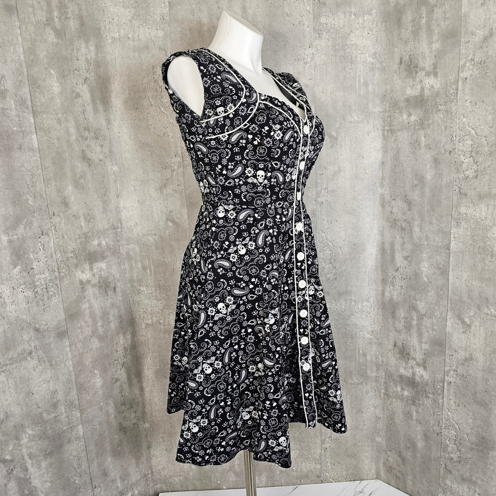 Hell Bunny Vixen Black Bandana Skull Print Button Front Dress – Women's Size XL - Picture 6 of 10